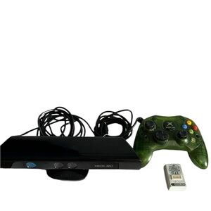 Xbox 360 Controller Kinect Bundle Battery Pre owned SOLD AS IS